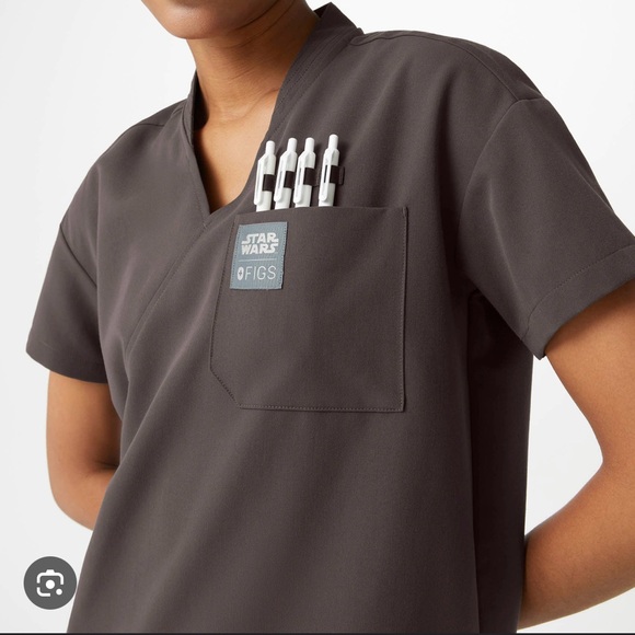 NWT Women’s Ashoka Wrap Scrub Top size XXS - Picture 2 of 7